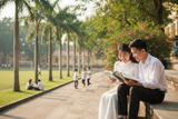 Cách cân bằng giữa tình yêu và học tập: Bí quyết giúp sinh viên yêu đúng cách