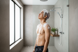 Dầu gội cho tóc nhuộm nam: Bí quyết giữ màu tóc bền đẹp và da đầu khỏe mạnh